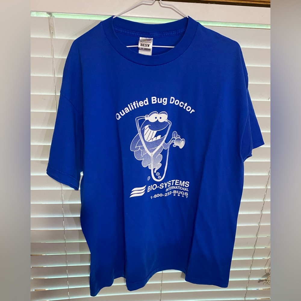 Fruit of the loom graphic tee “qualified big doctor” blue